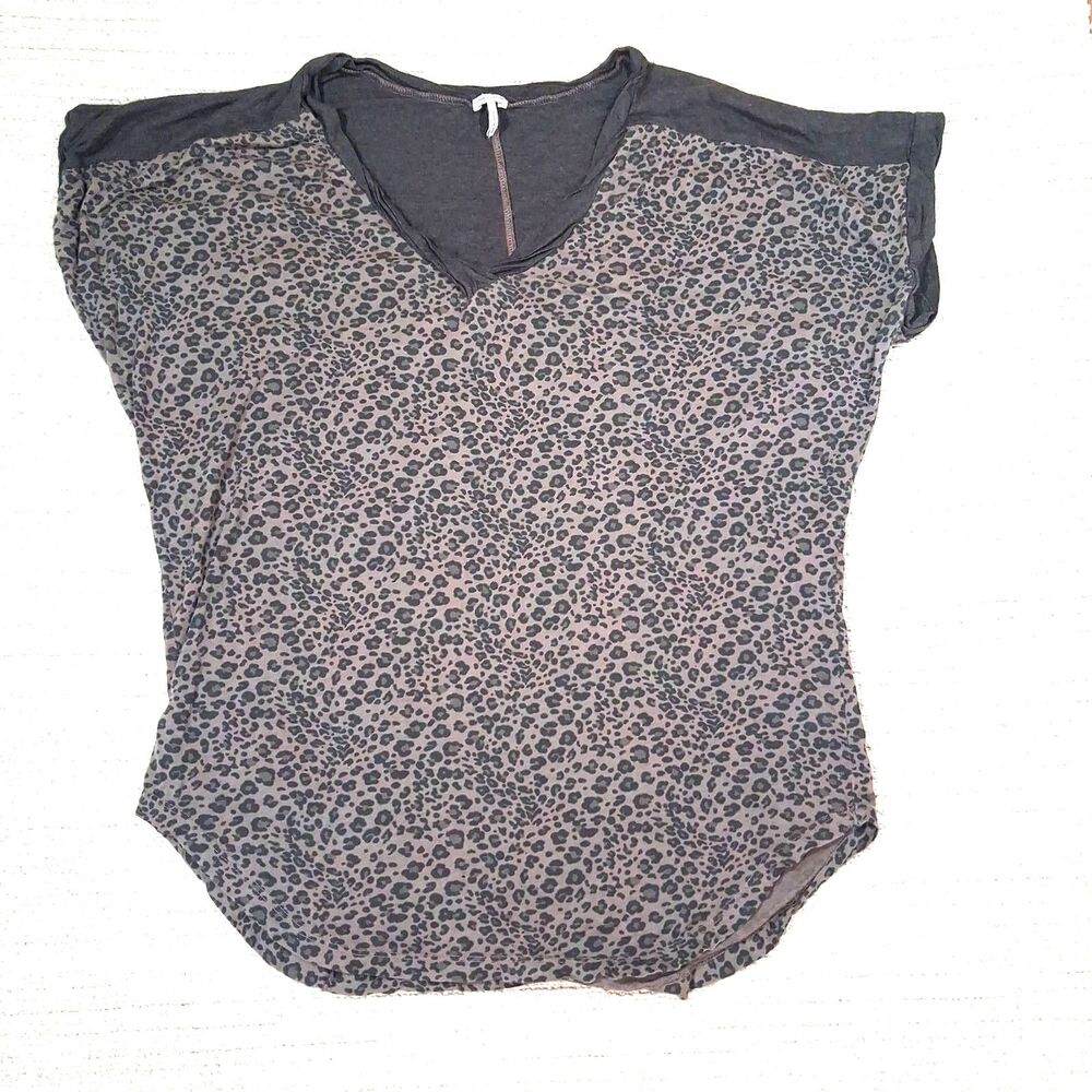 splendid leopard print top large brown black short sleeve v-neck blouse